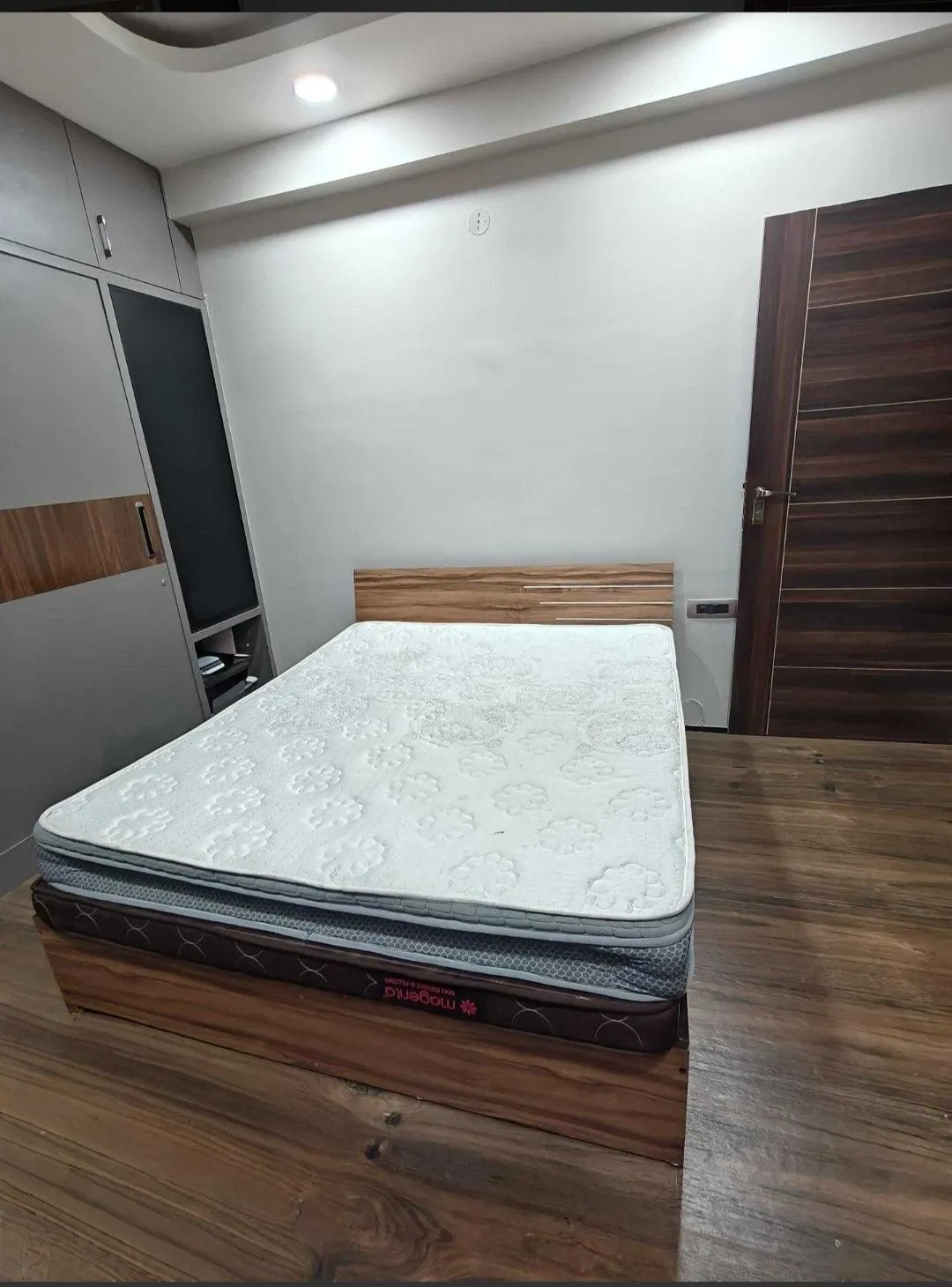 Double bed orthopedic mattress - Thumbnail 2