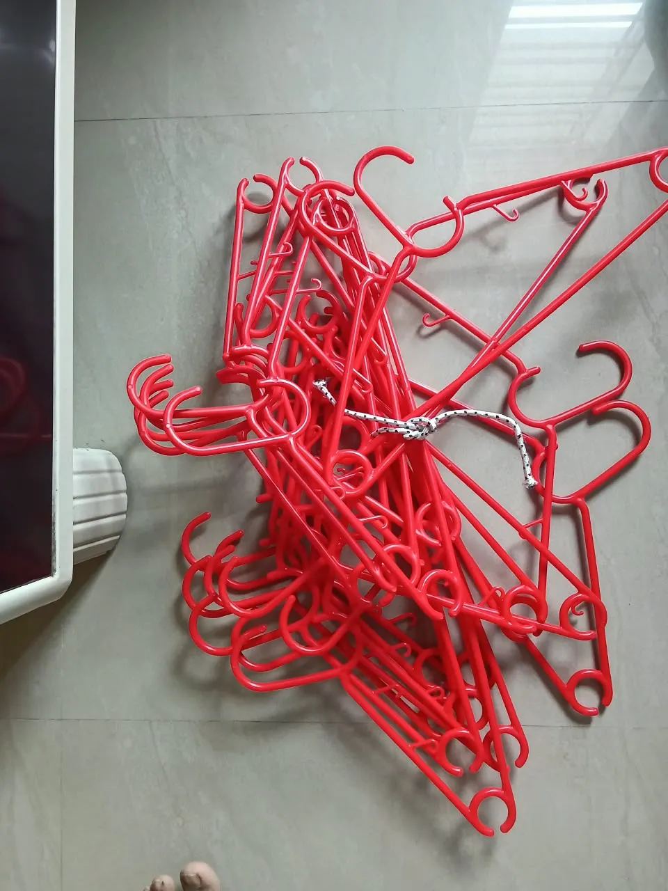 Cloth Hangers - Thumbnail 2