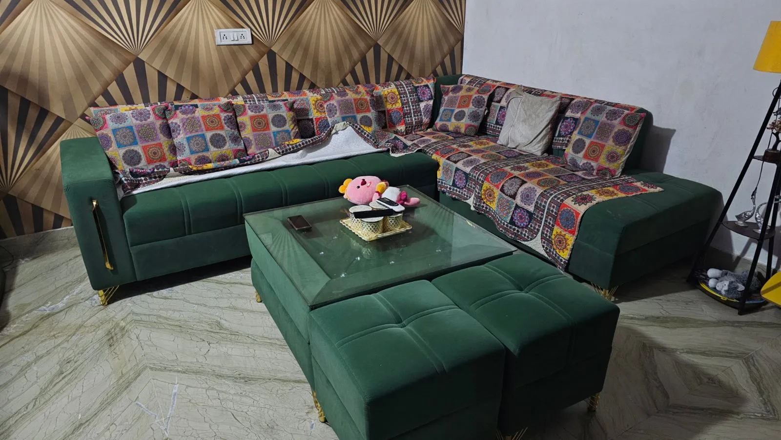 8 Seater Sofa set with Centre table - Thumbnail 4