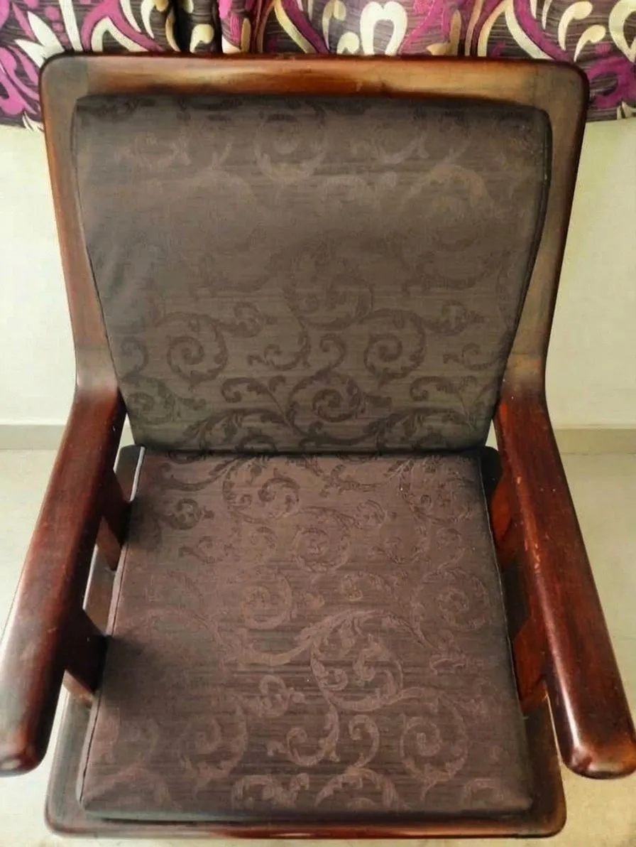 2 wooden sofa for sale in New Delhi, Delhi