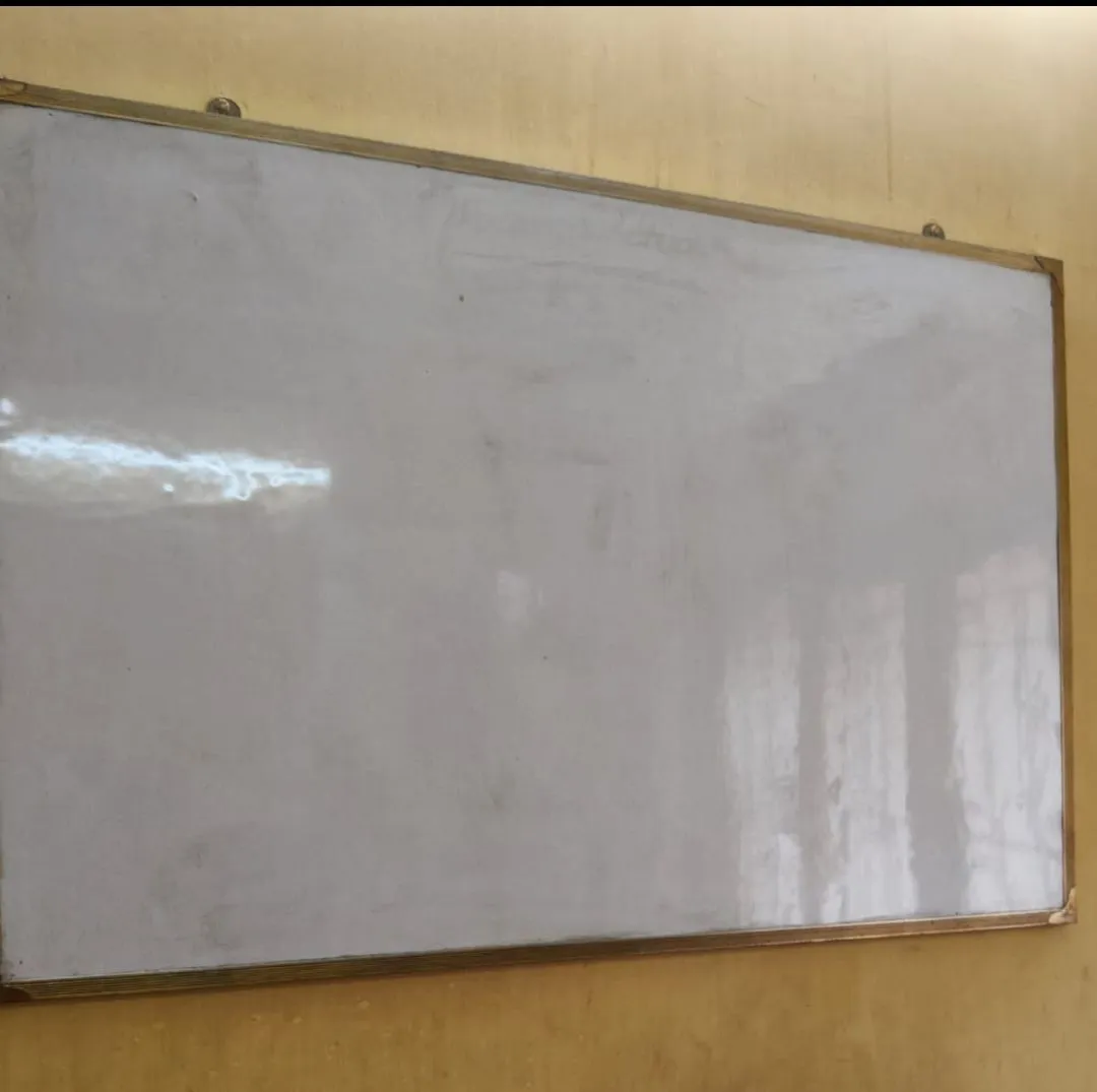 Used office furniture - Thumbnail 10