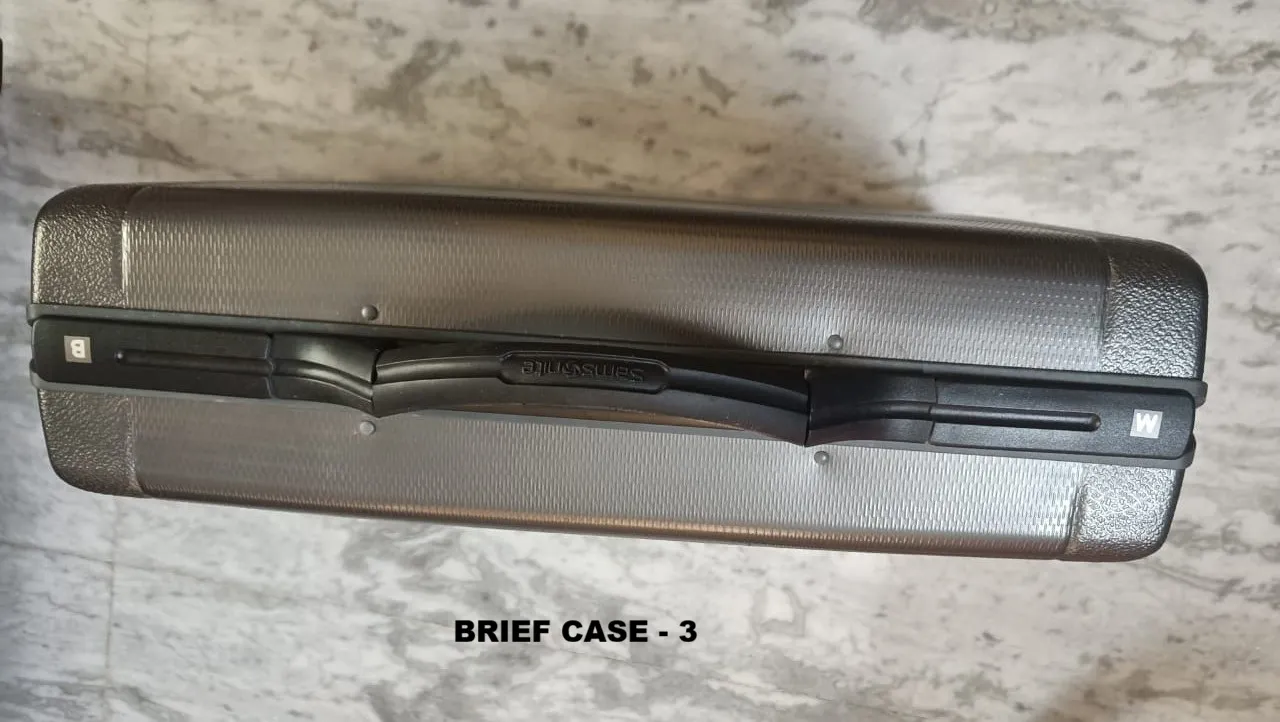 Set of Brief cases & Side bags - Thumbnail 5