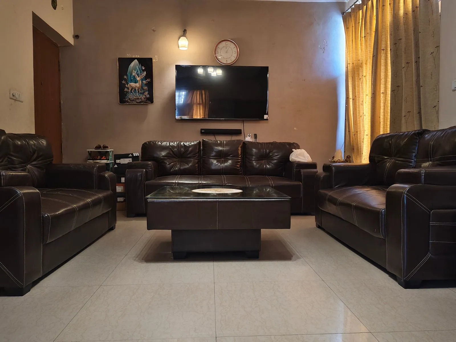 Sofa Set + 🍽️ 6-Seater Dining Set – ₹35,000 - Thumbnail 3