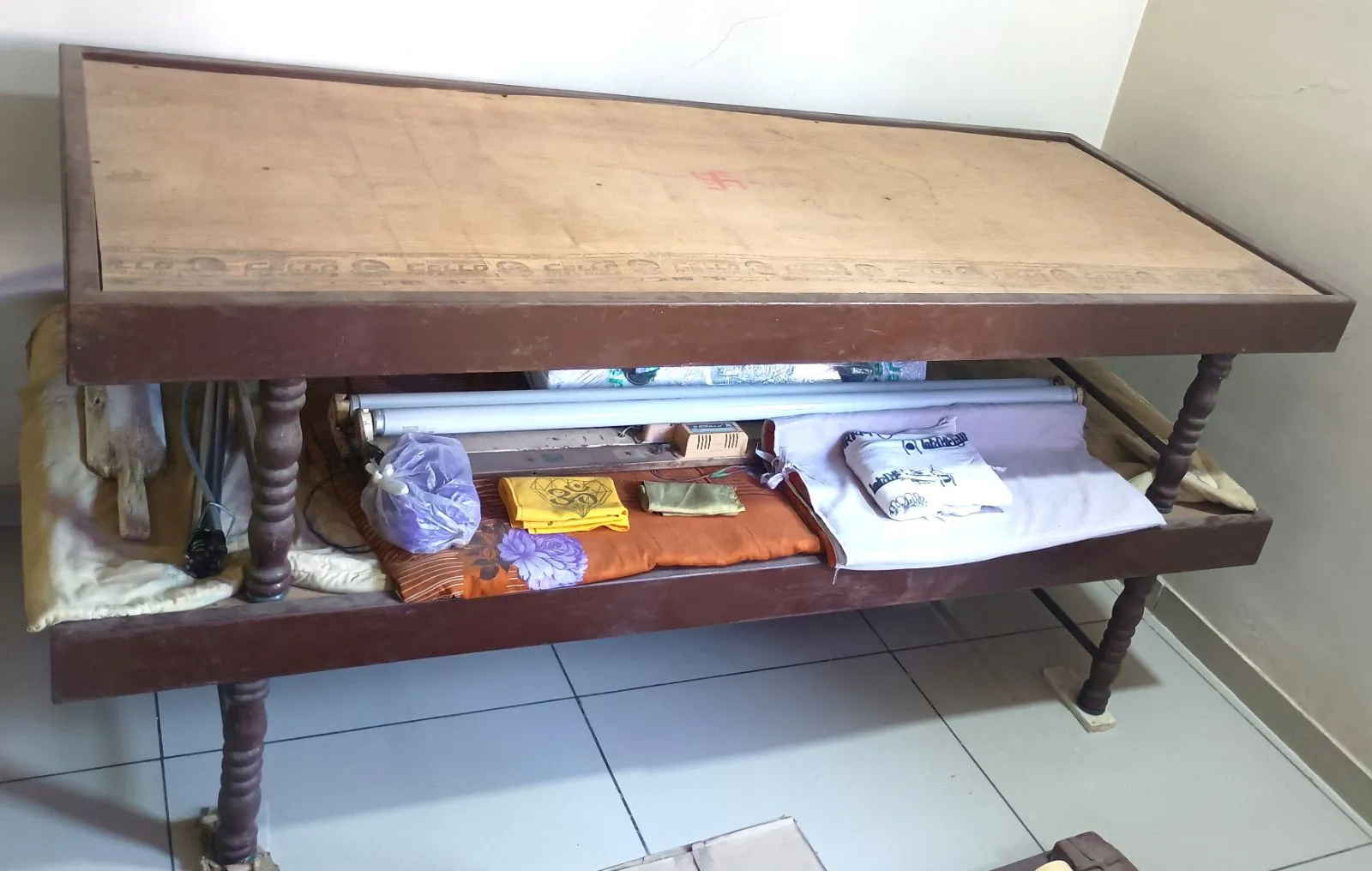 6 x 2.5 Feet Metal Paat (Bed) for sell for sale in VADODARA, Gujarat