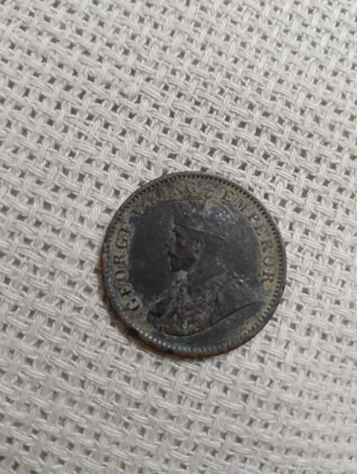 1914 British india coin - Image 1