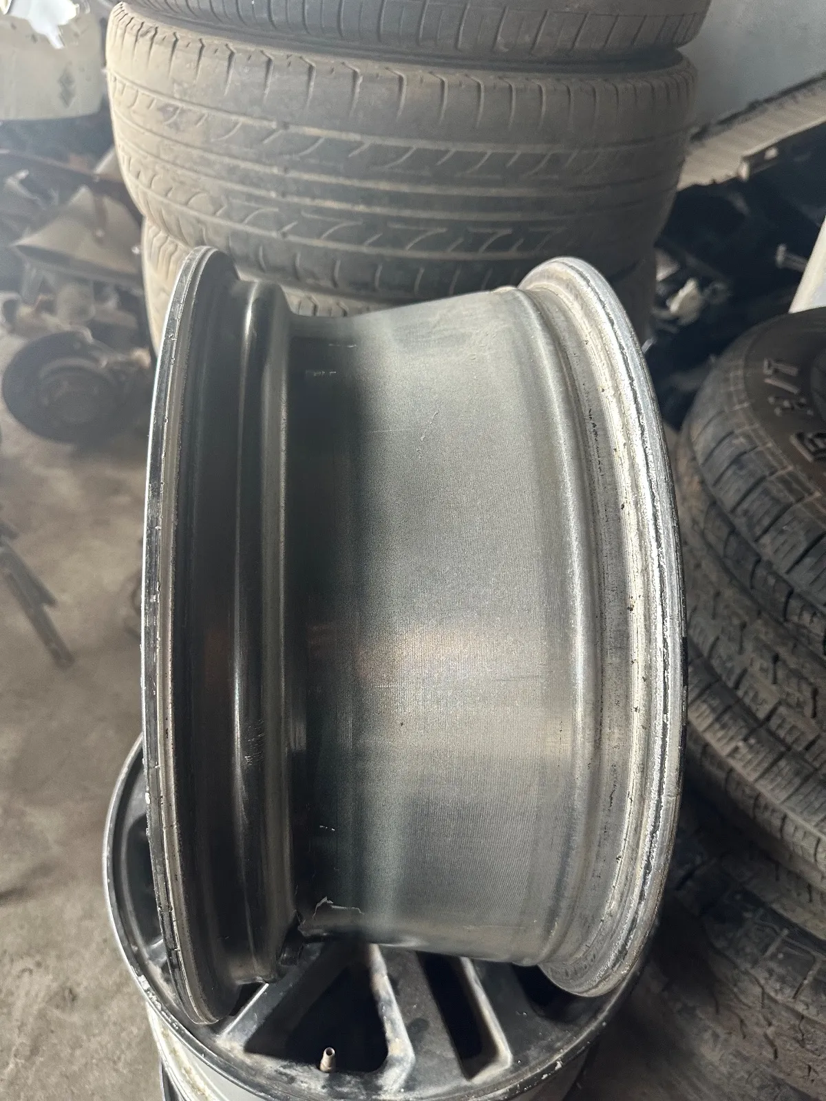 Fortuner company alloys - Thumbnail 3