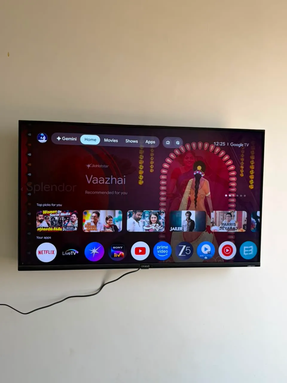 Croma 43" UHD 4K LED TV | 3 Months Old | Bill Available - Thumbnail 2