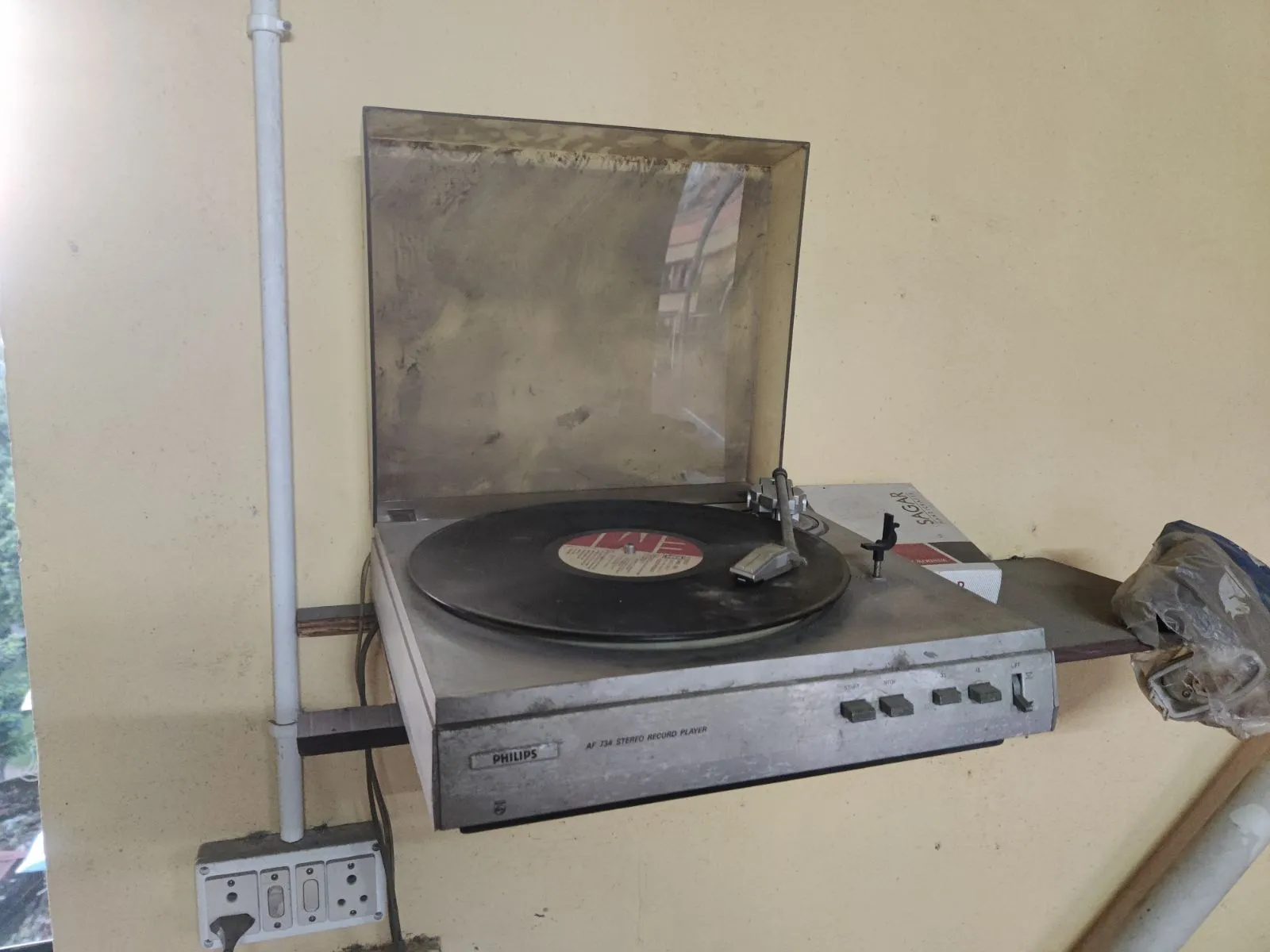 Philips stereo record player - Thumbnail 5