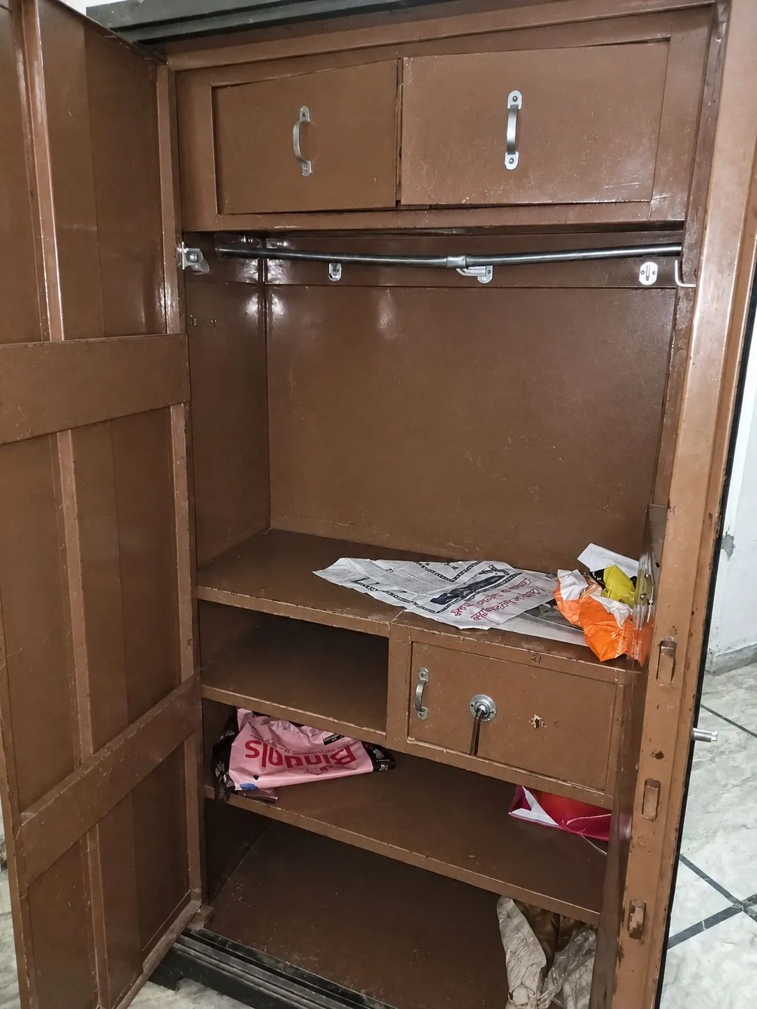 Bookshelf 5 Tier Engineered Wood - Urgent Sale - Thumbnail 5