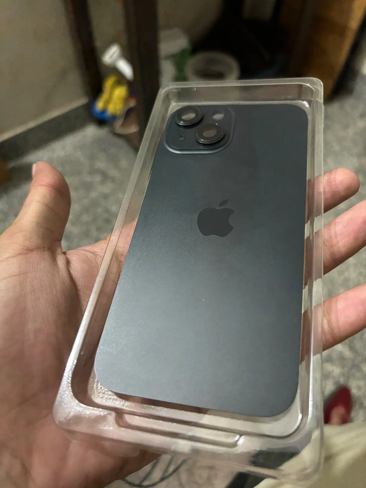 iphone 15 Back Panel First Copy - Thumbnail 2