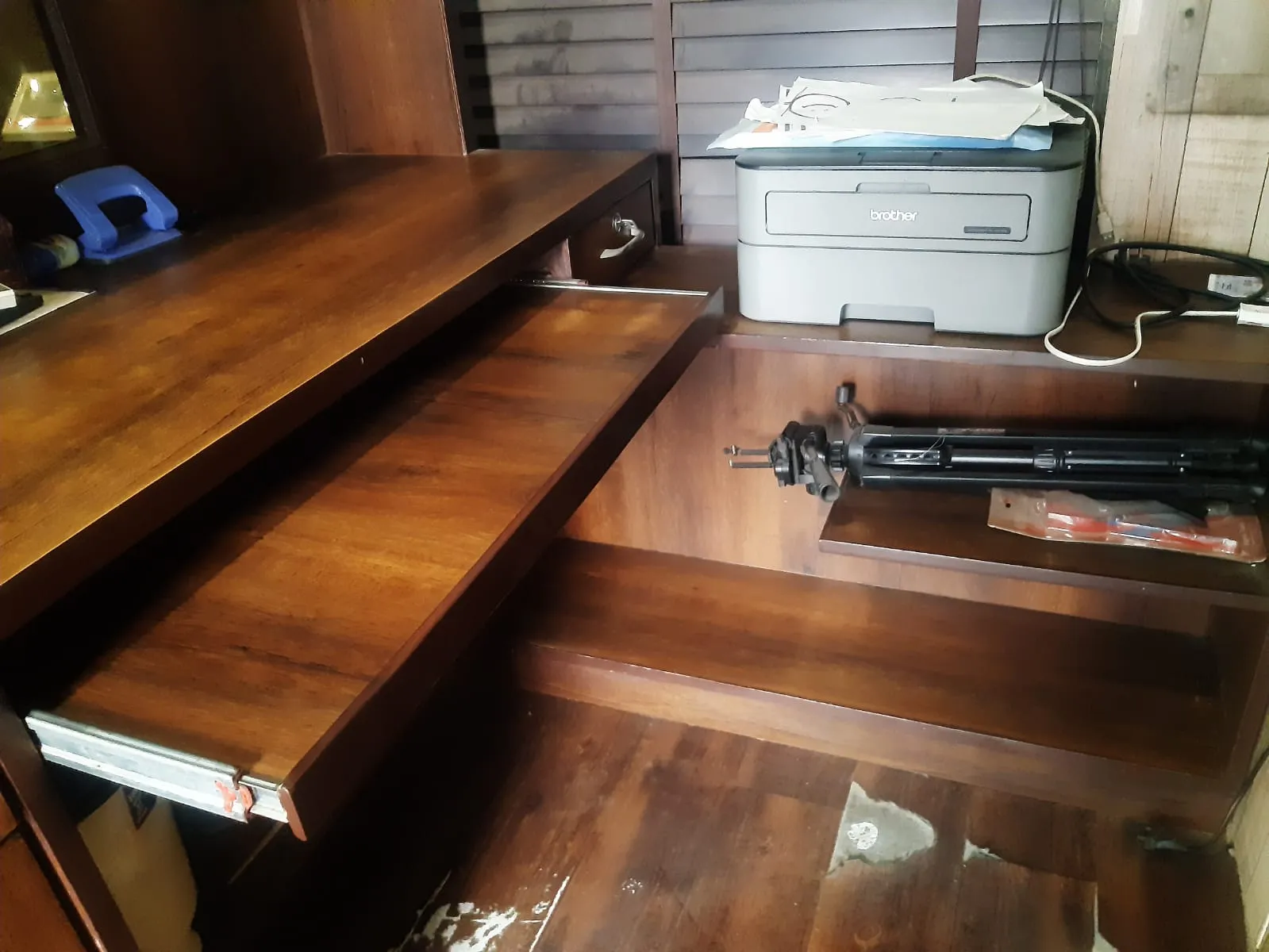 CASH COUNTER DESIGNER WOODEN - Thumbnail 4