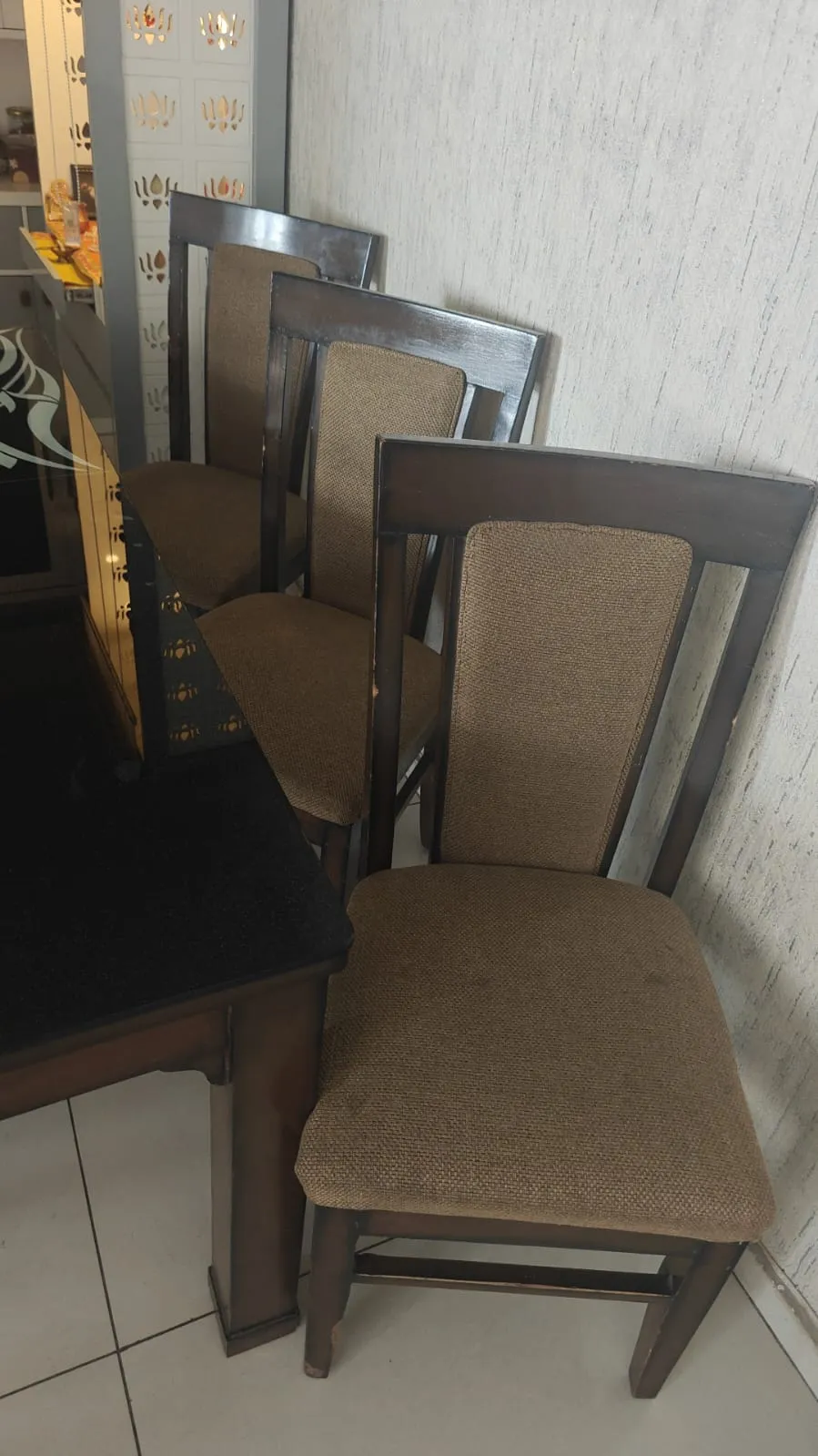 6-Seater Wooden Dining Table with Glass Top – ₹11000 - Thumbnail 3