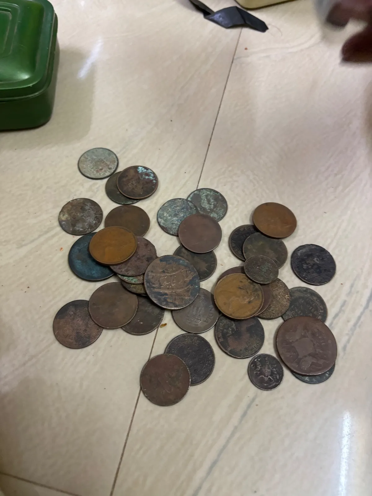 Old coin and currency - Thumbnail 11