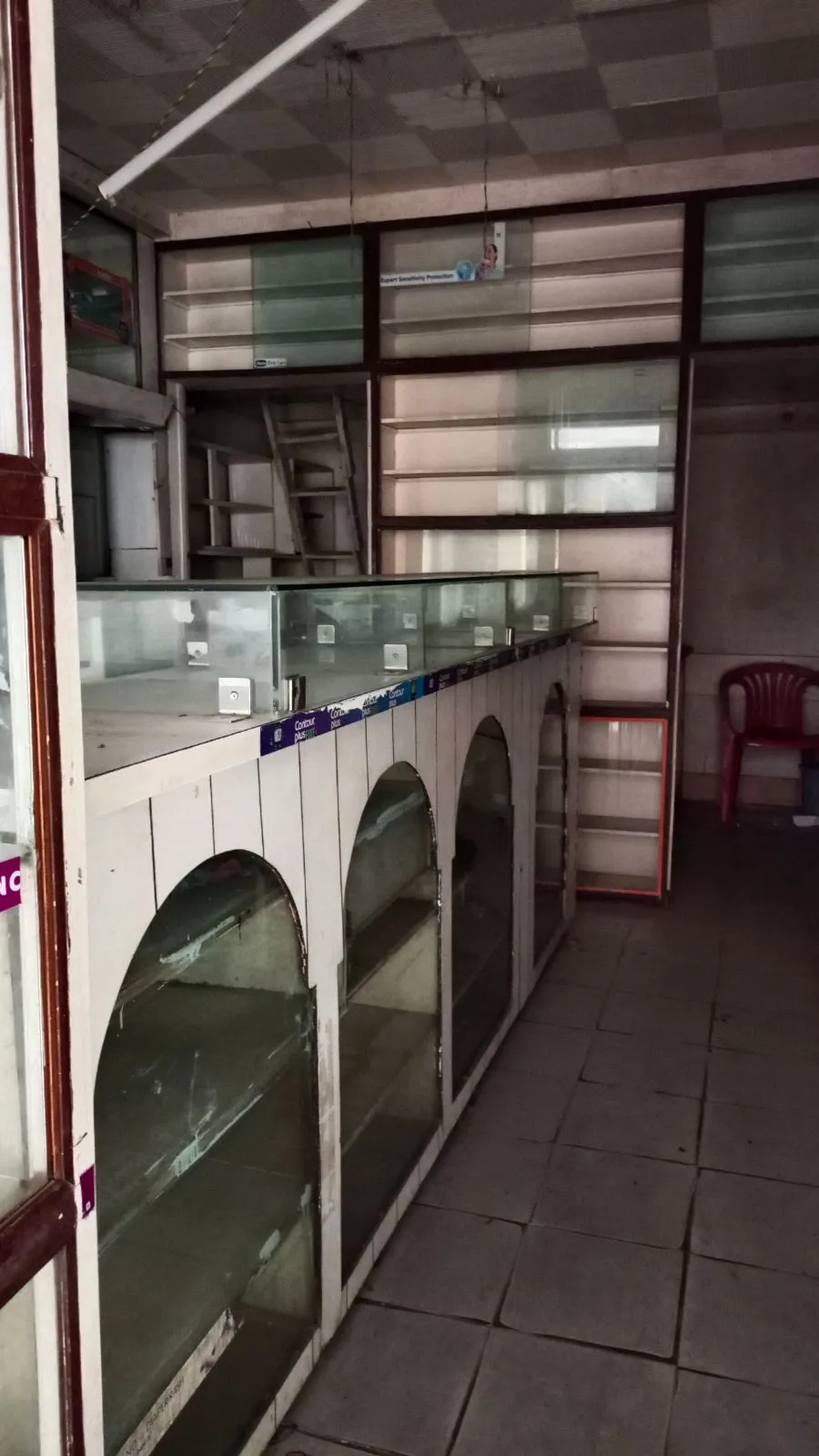 Old shop rack for sale in Kolkata, West Bengal