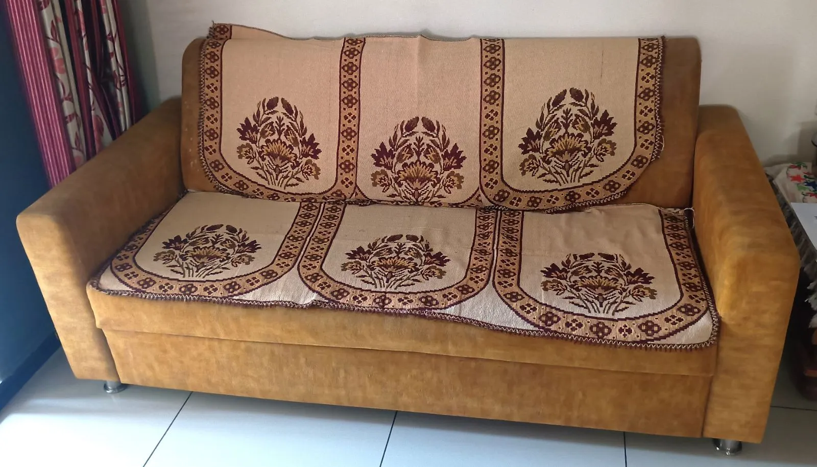 3+2 Seater Sofa Set for sell - Thumbnail 2