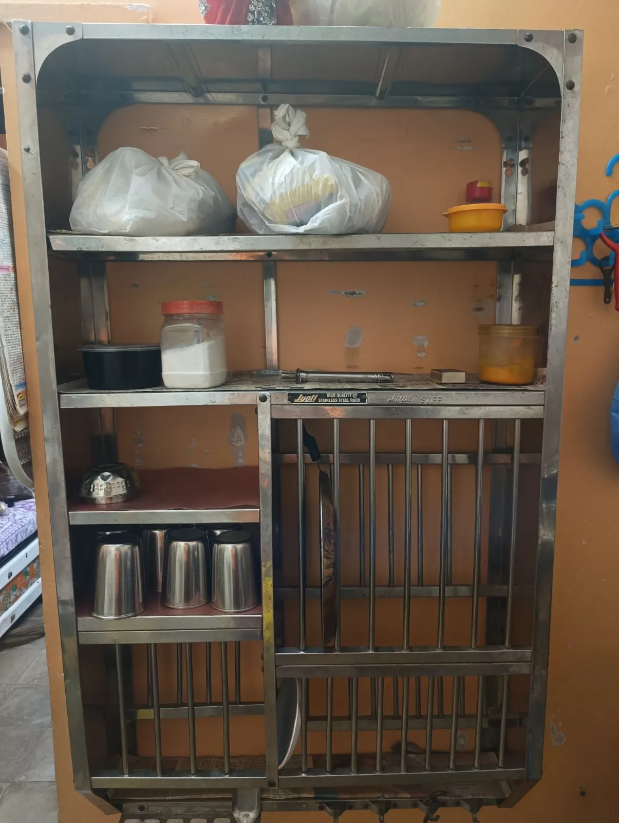 Gas stove for sale in ThaneThane, Maharashtra