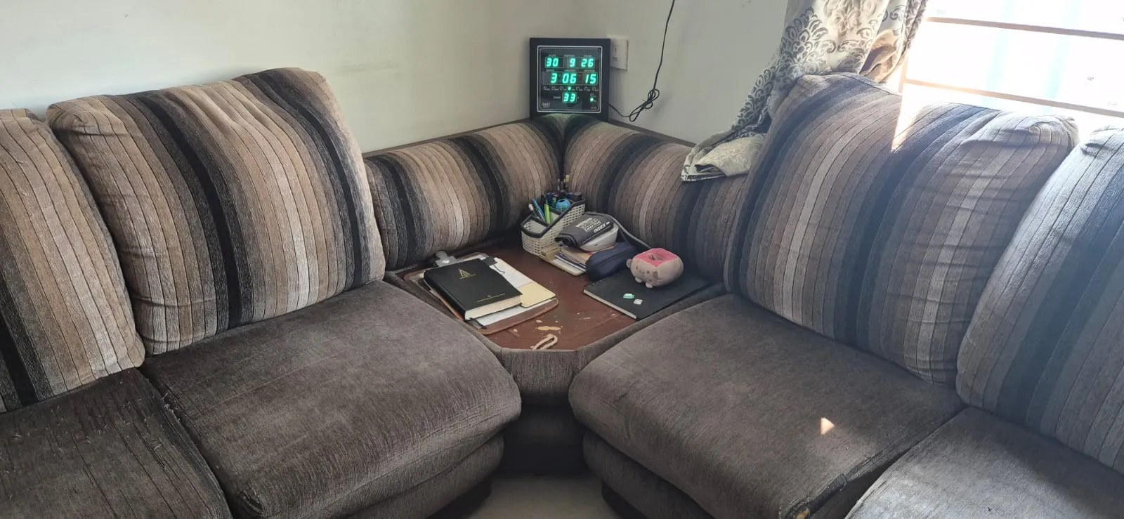 Sofa set - Thumbnail 2