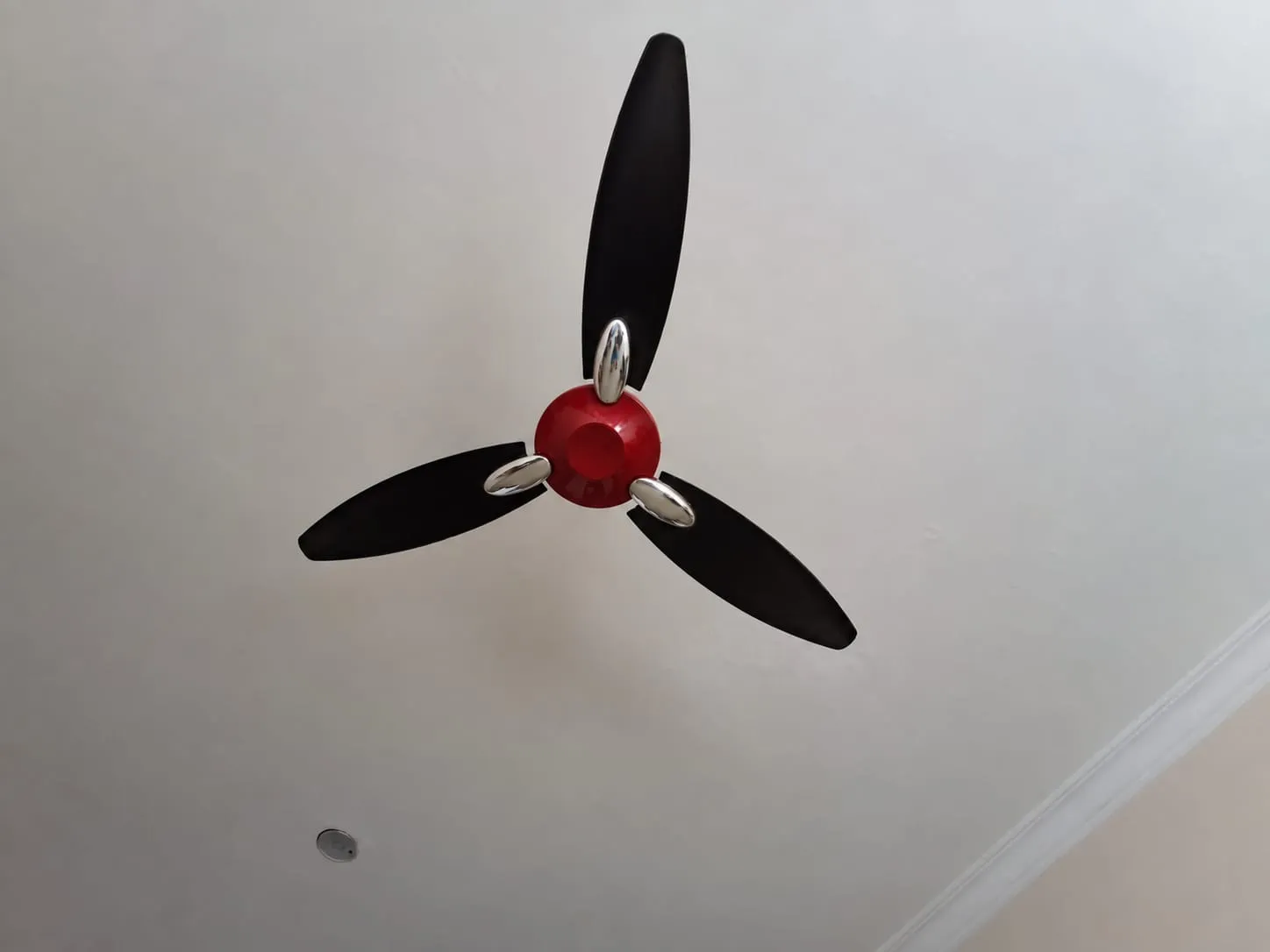 4 premium Usha Bloom Daffodil Goodbye Dust 1250mm fans. for sale in Bengaluru, Karnataka