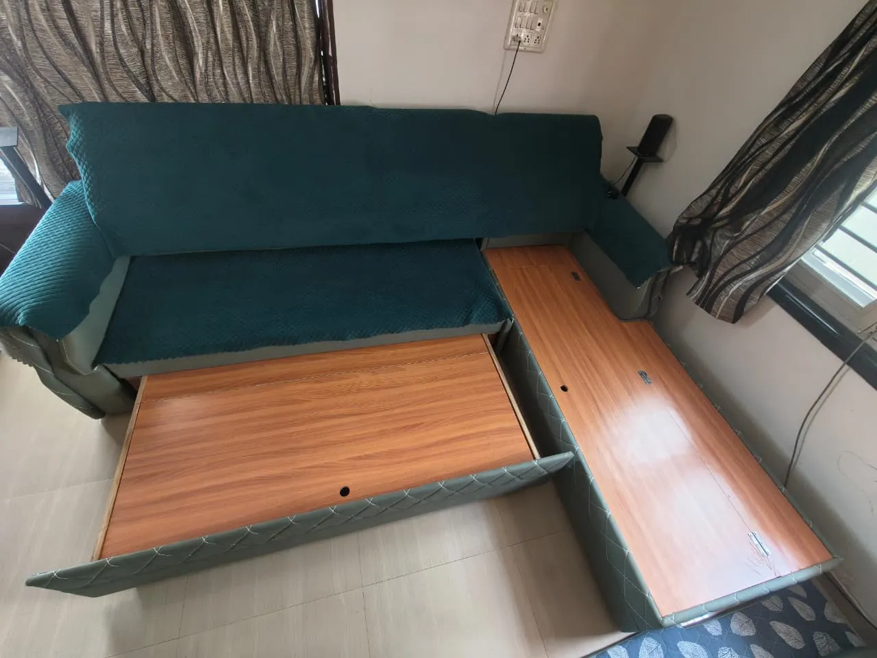 Premium L-Shape Sofa Cum Bed | Spacious 7-Seater | Excellent Condition - Thumbnail 4