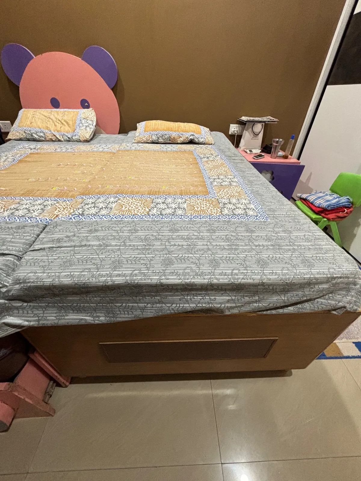 Kids bed 3*6 - Thumbnail 3