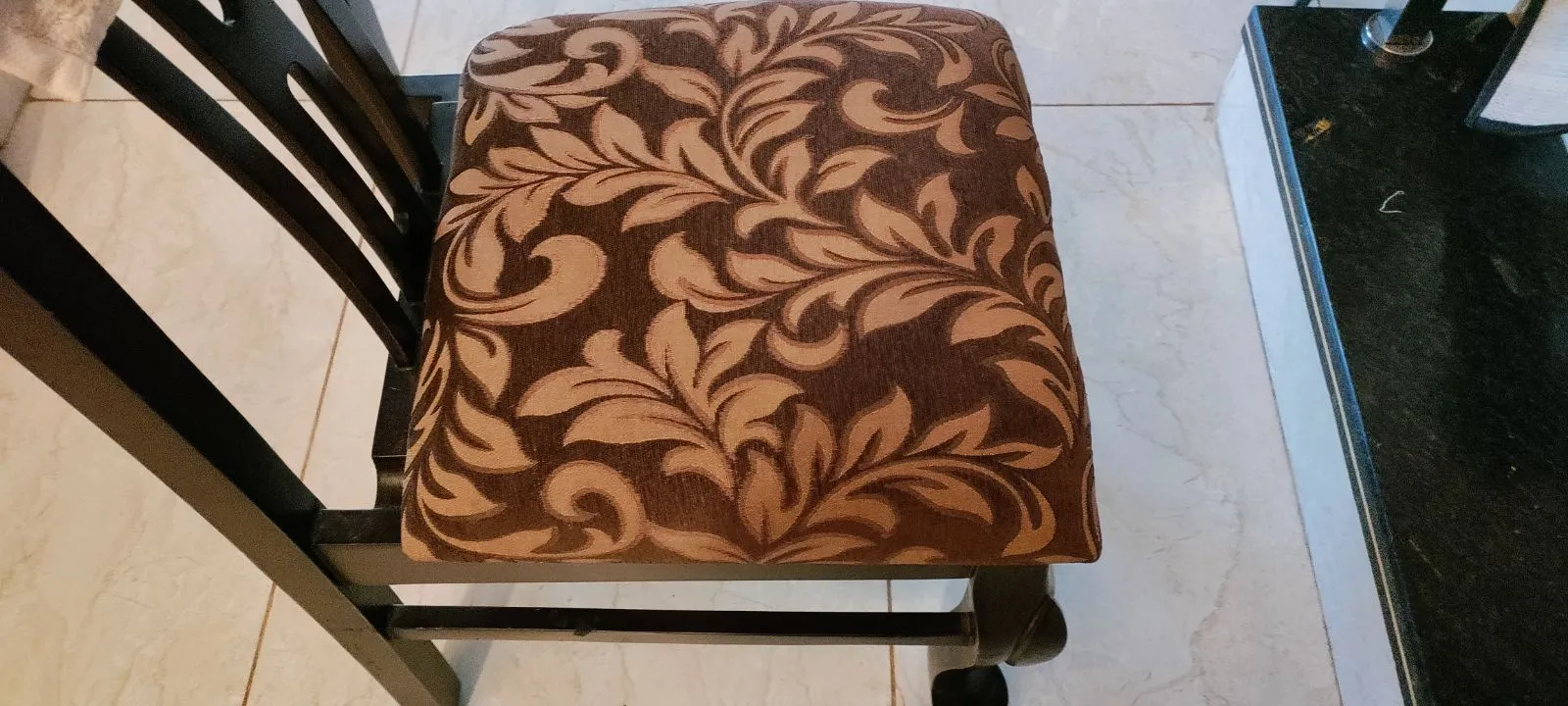 6 seater teak wood dining table - Thumbnail 3