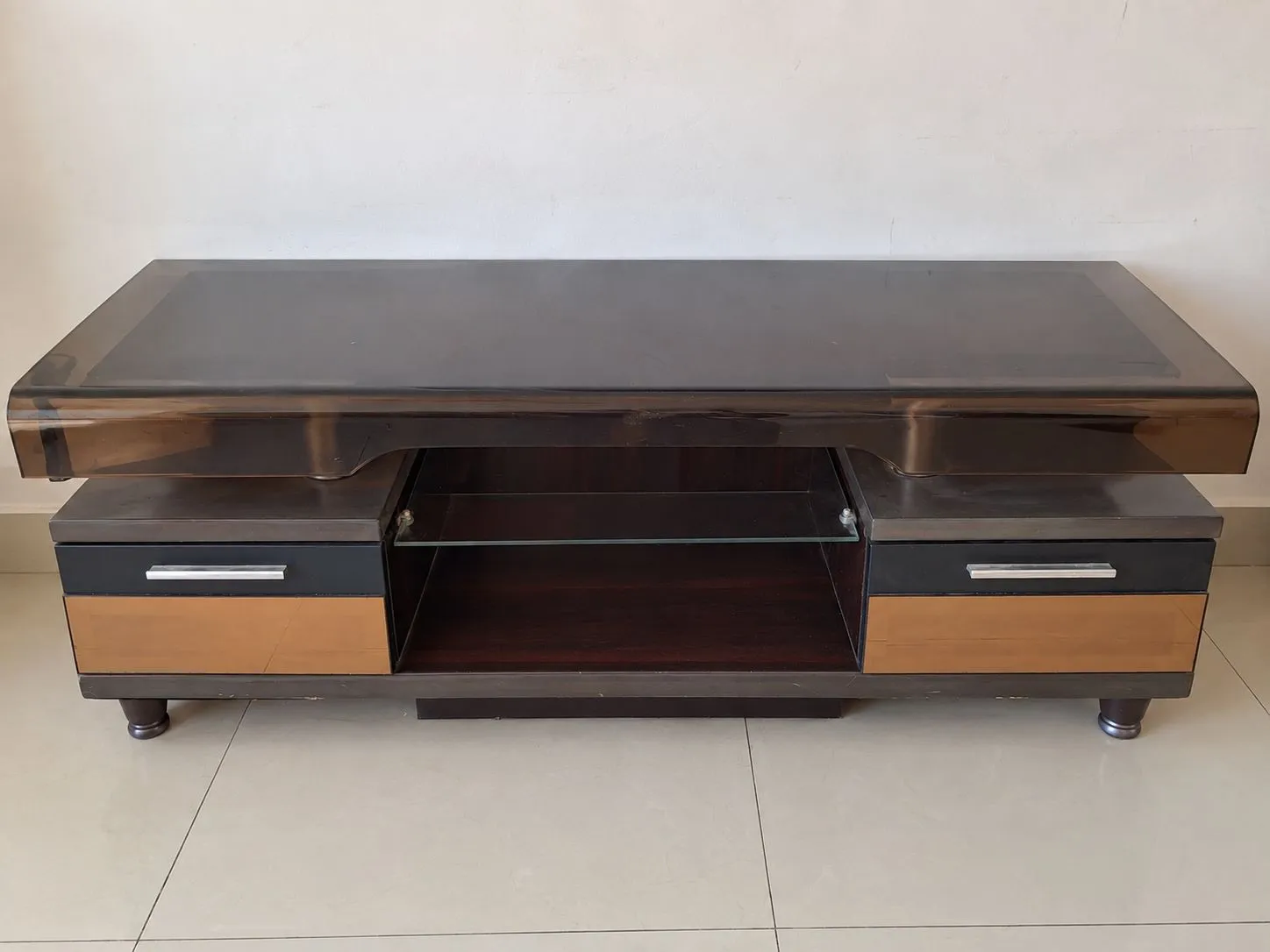 TV/Display Unit with Glass Top for sale in Bengaluru, Karnataka