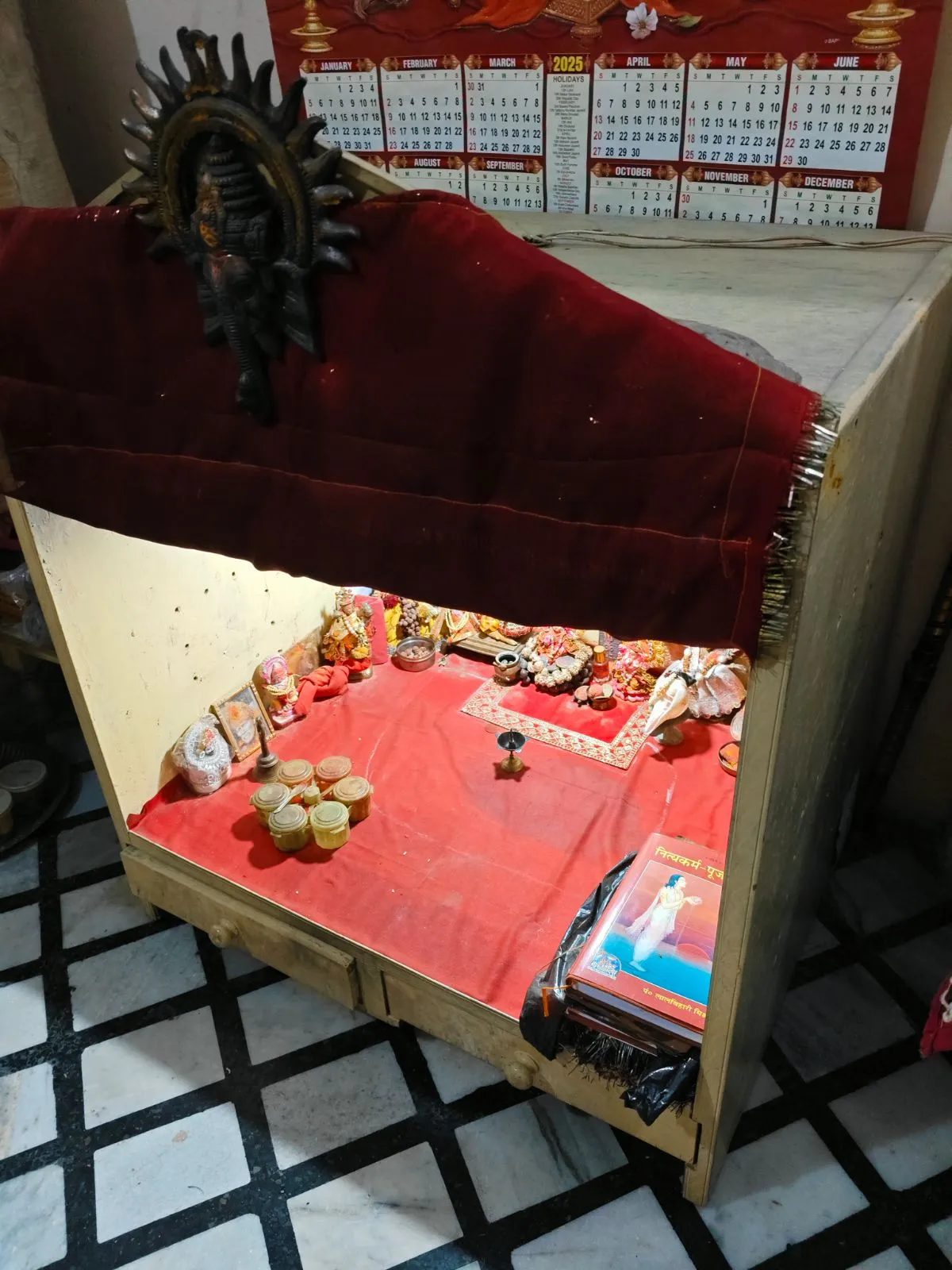 5 Sheesham Home Wooden Furniture (Mandir, Bed, Dressing table, Bench) - Thumbnail 10