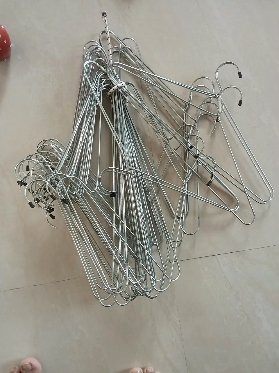 Cloth Hangers for sale in Kolkata, West Bengal