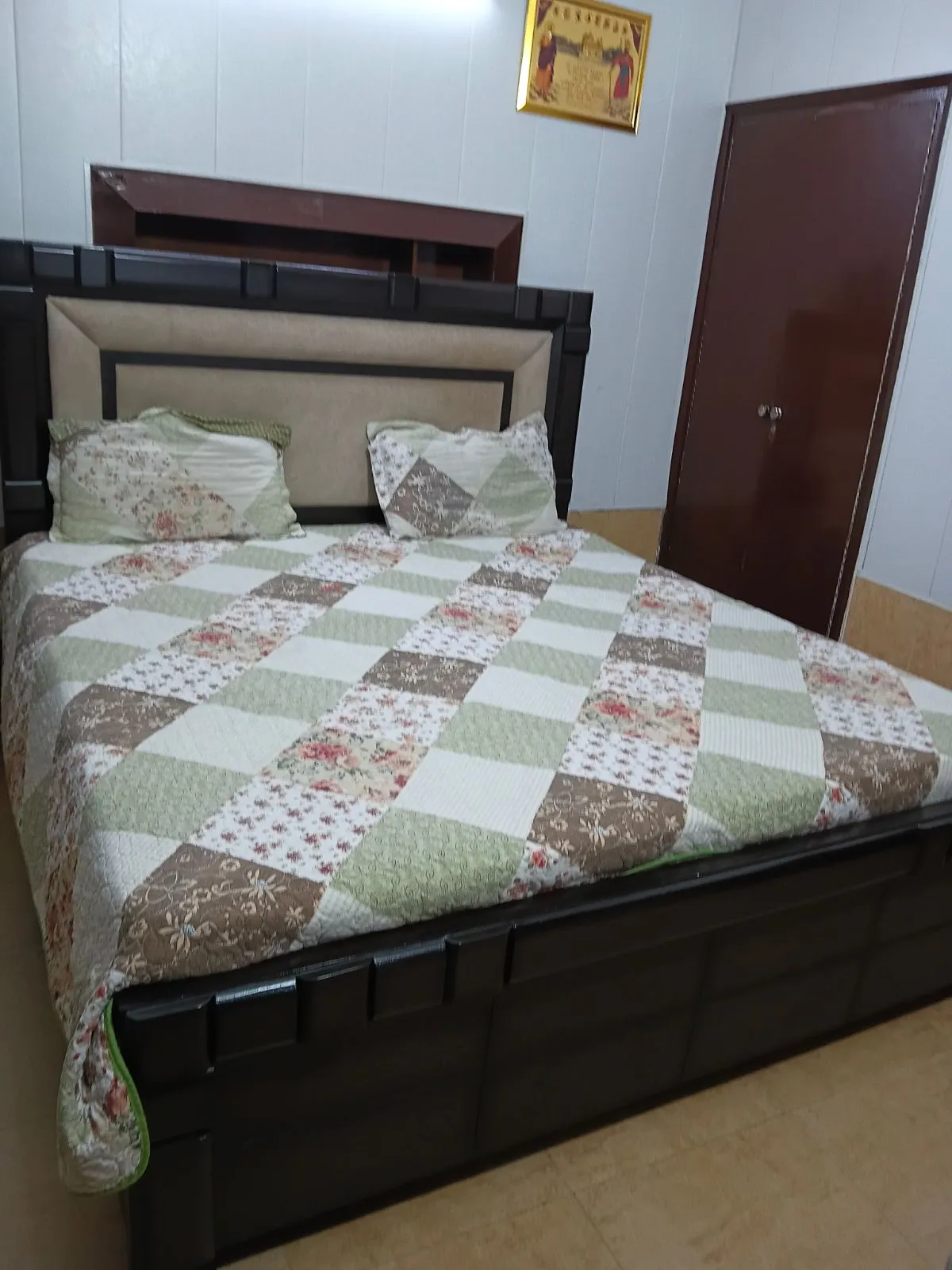 Double bed - Thumbnail 3