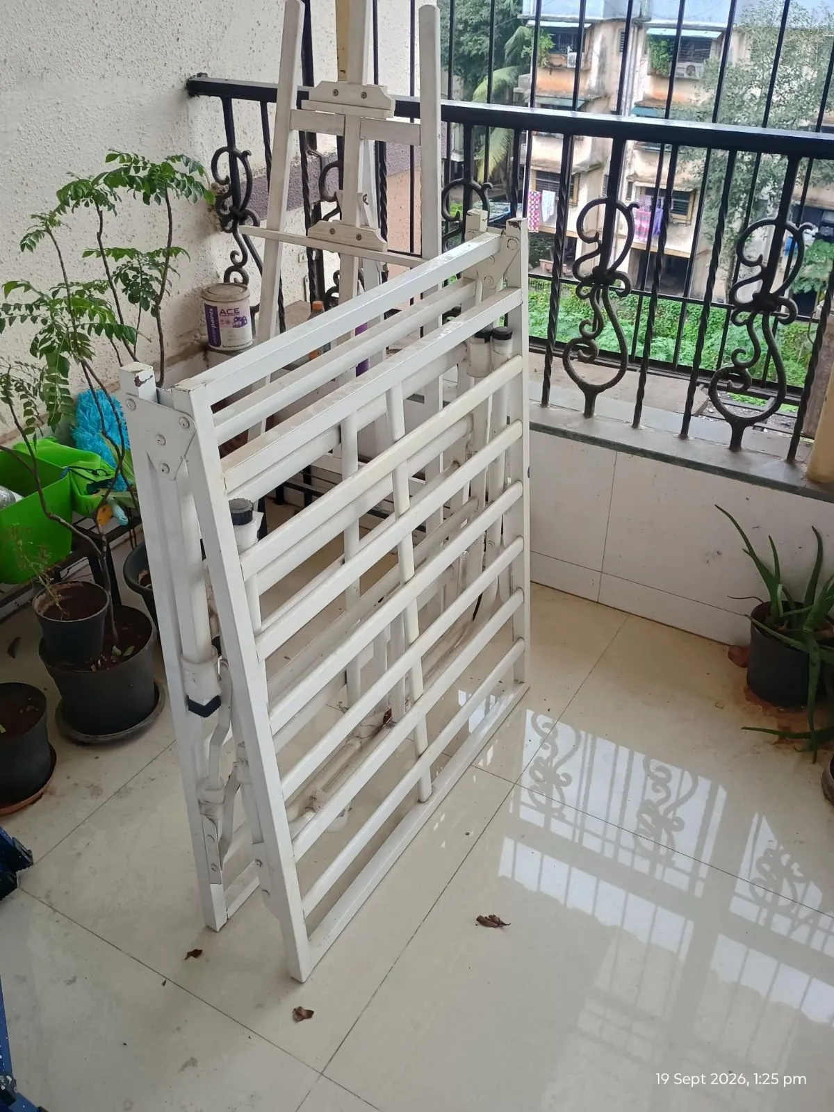 White Metal Cot with mattress for sale in Kalyan, Maharashtra
