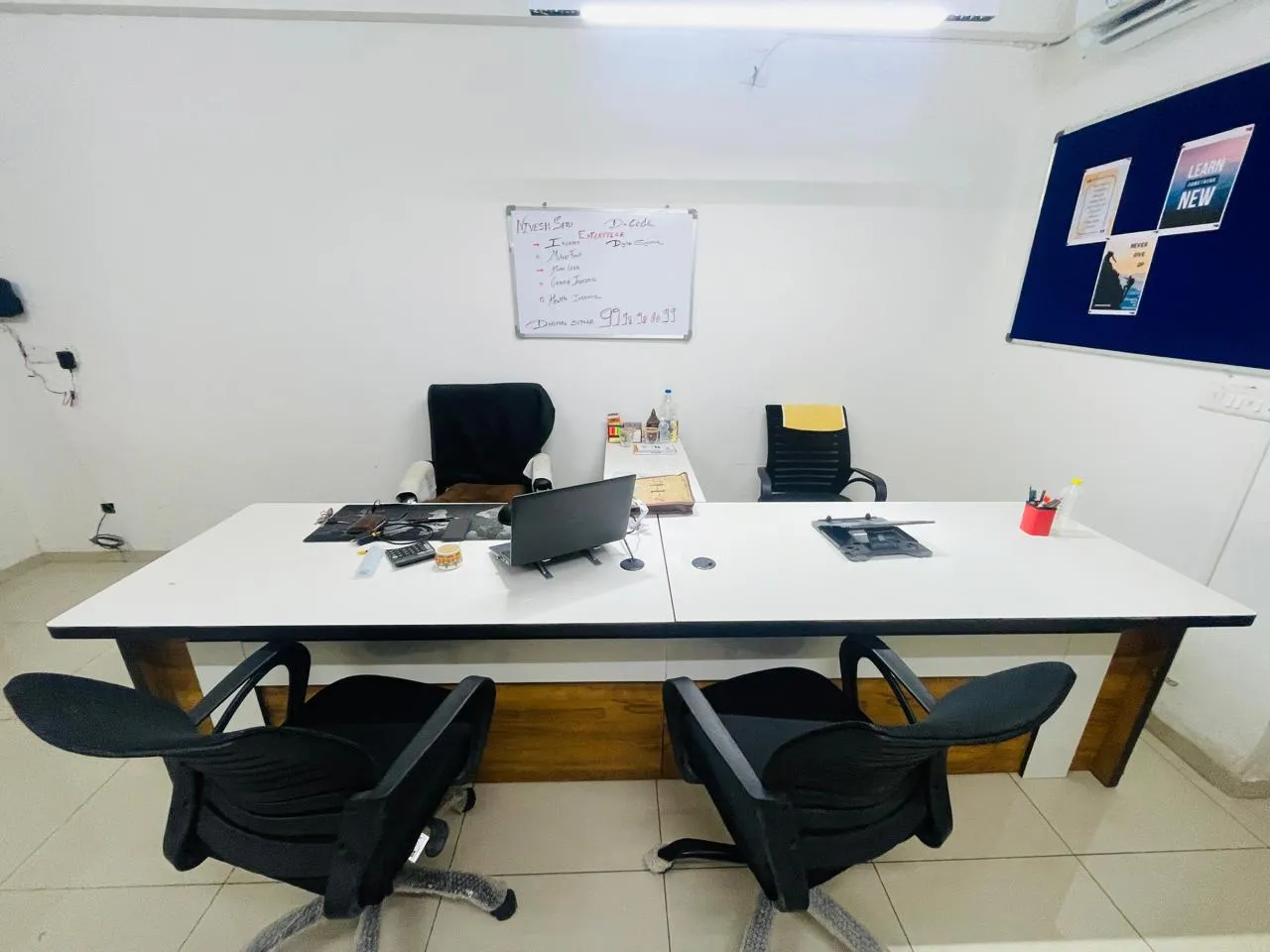 2 Partner/Owner  Office ready Furniture with Chair specailly for finacial /Real estate /consultant - Thumbnail 7