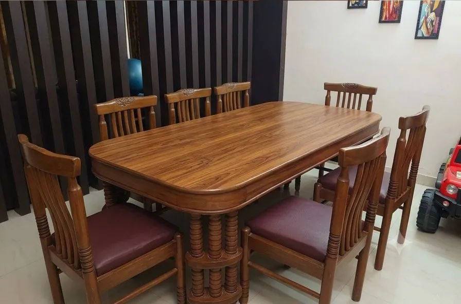 प्रीमियम Solid Sheesham Wood 6-Seater Designer Dining Set | 6 Chairs for sale in Noida, Uttar Pradesh
