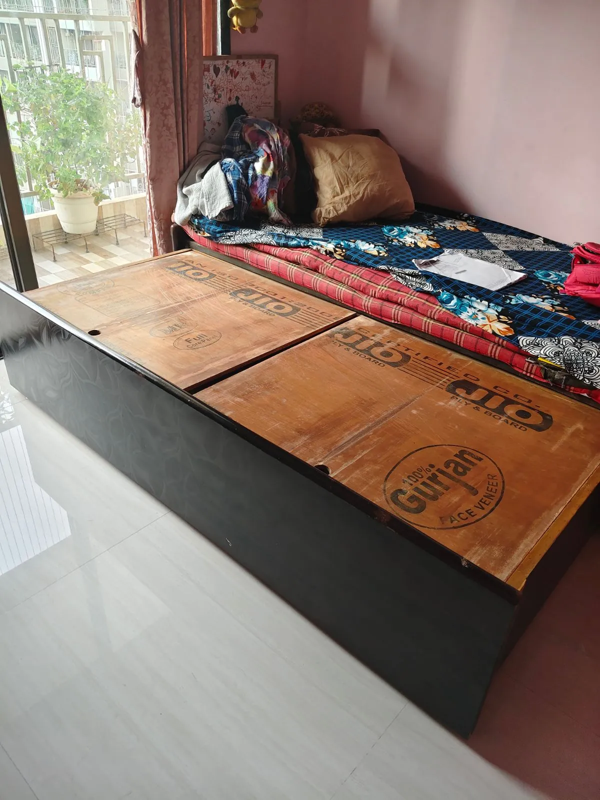 Foldable bed - Thumbnail 4