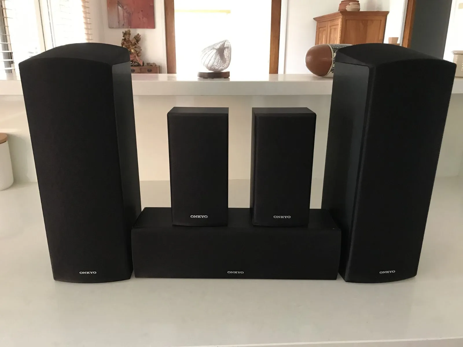 Onkyo HT-R695,7.2-channel network A/V receive,Dolby Atmos and DTS:X in a 5.2.2 configuration - Thumbnail 2