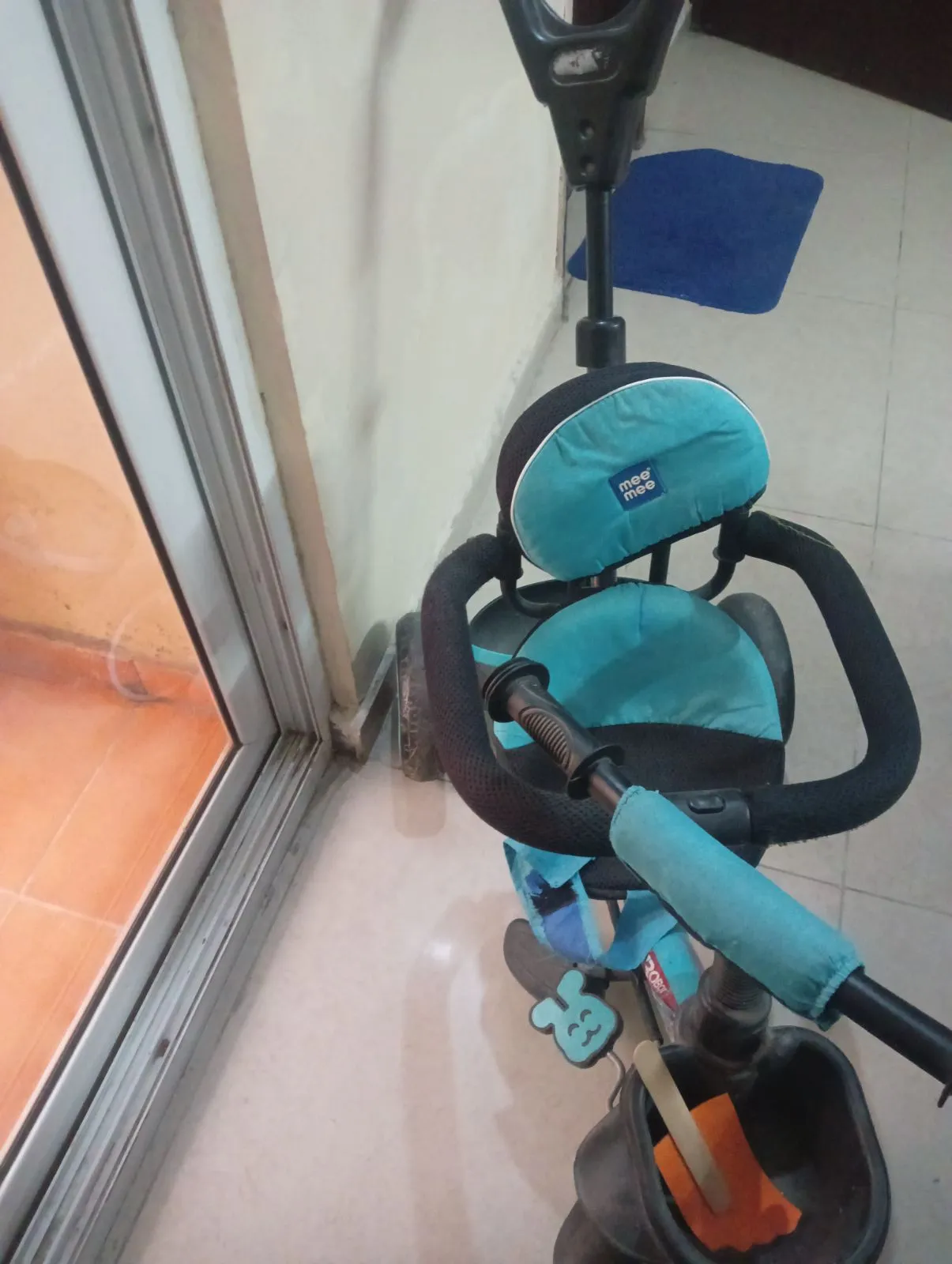 🚲 Baby Tricycle for Sale – Excellent Condition 👶✨ - Thumbnail 3