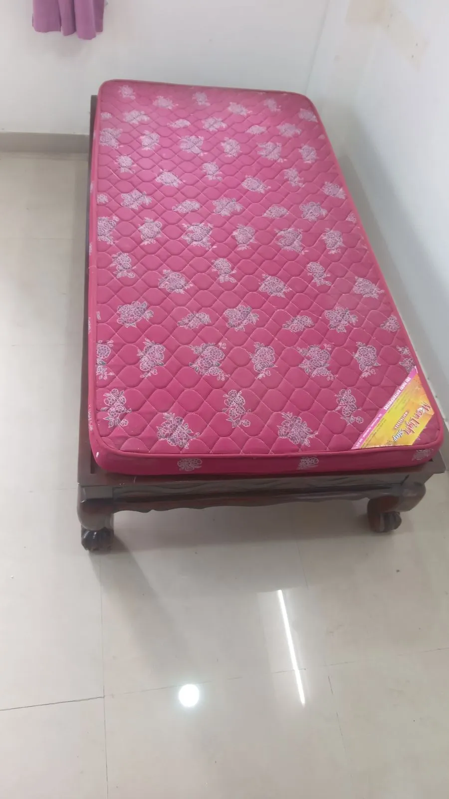 Sofa and double cot bed plus Diwan cot bed - Thumbnail 7