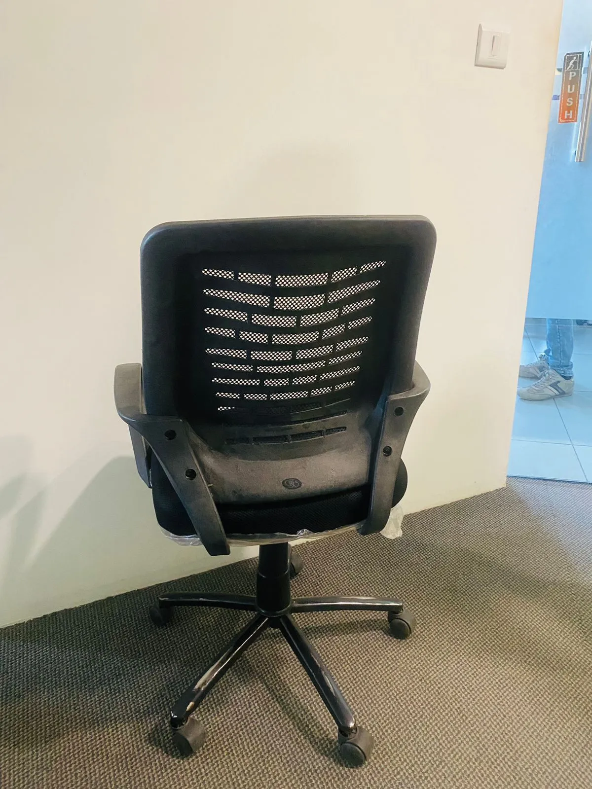 Office Chair Adjustable Arms & Back - Thumbnail 3