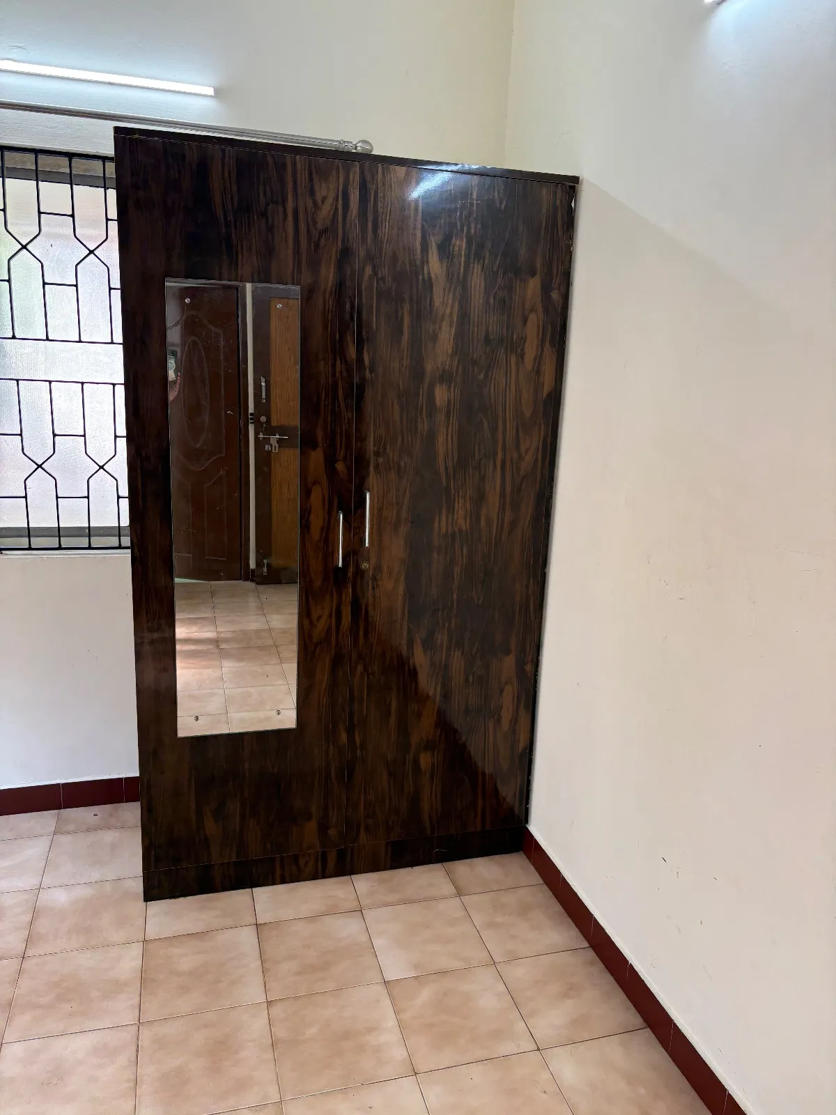 4 wardrobes for sale in Chennai, Tamil Nadu
