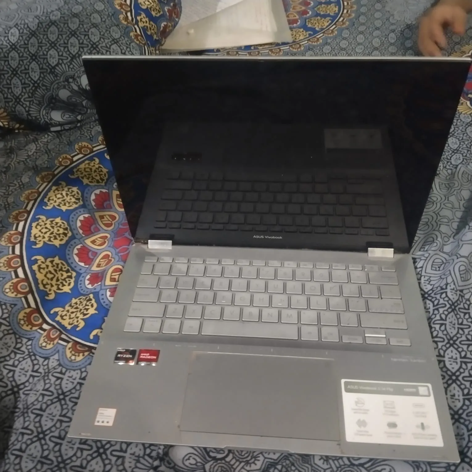 Asus vivobook 15 laptop - Thumbnail 2