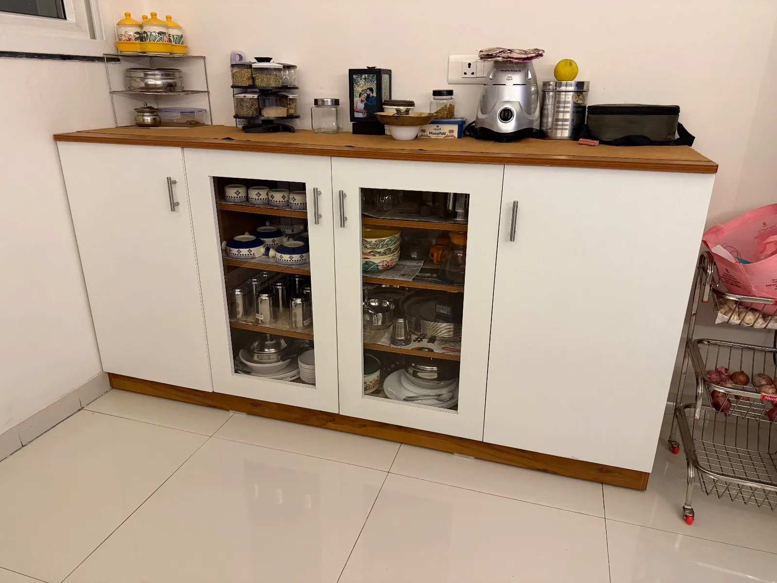 Crockery unit(Multipurpose cabinet) for sale in Pune, Maharashtra