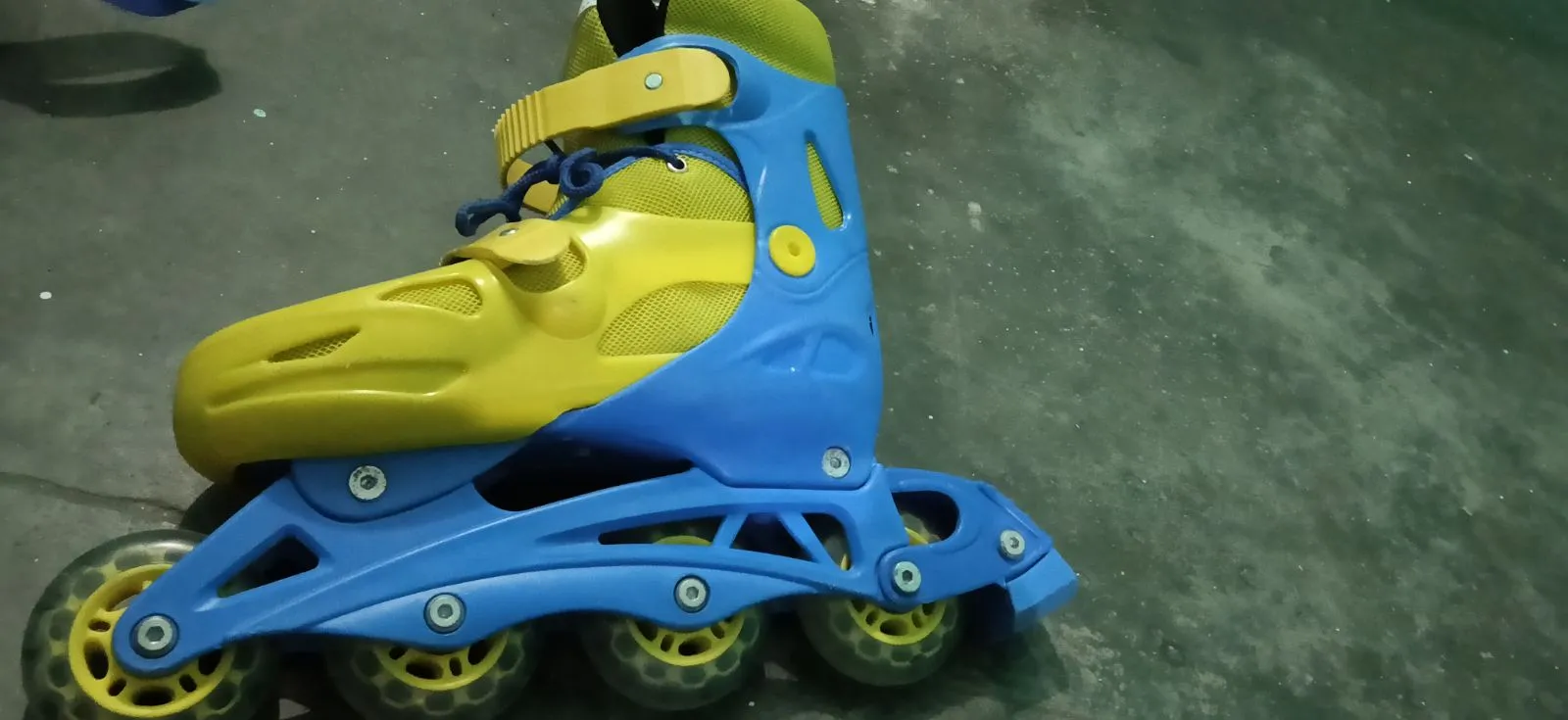 JJ yonex skates - Thumbnail 5