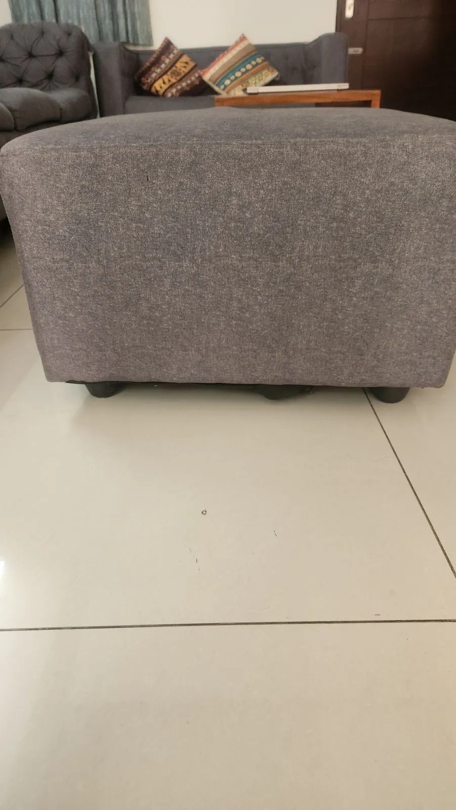 5 seater sofa (3 +2) for sale - Thumbnail 4