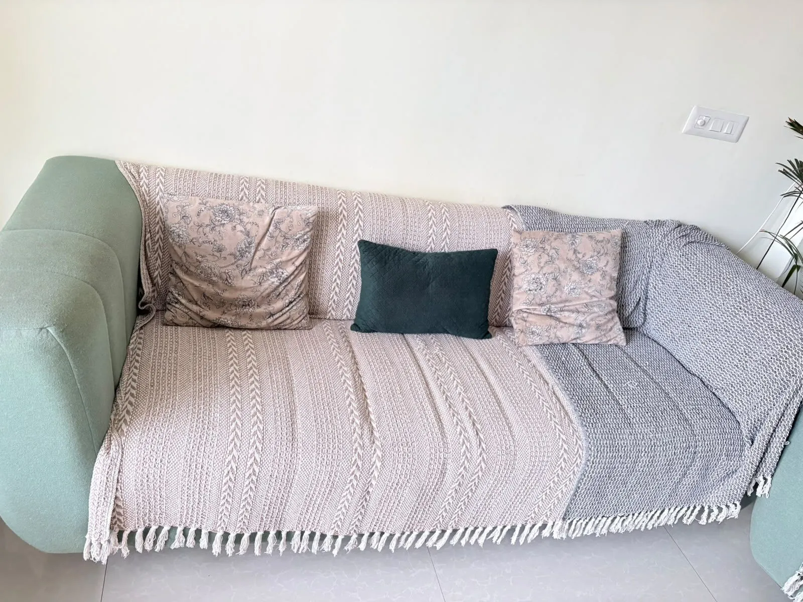 3 + 2 Sofa 3 years old for sale in Bangalore, Karnataka
