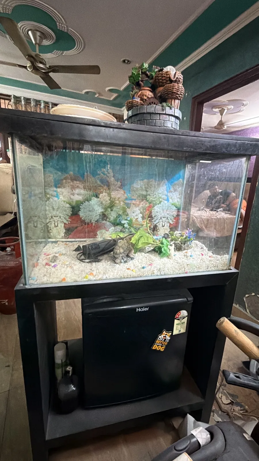 5 Seater Sofa+Dressing Table+Aquarium - Thumbnail 5