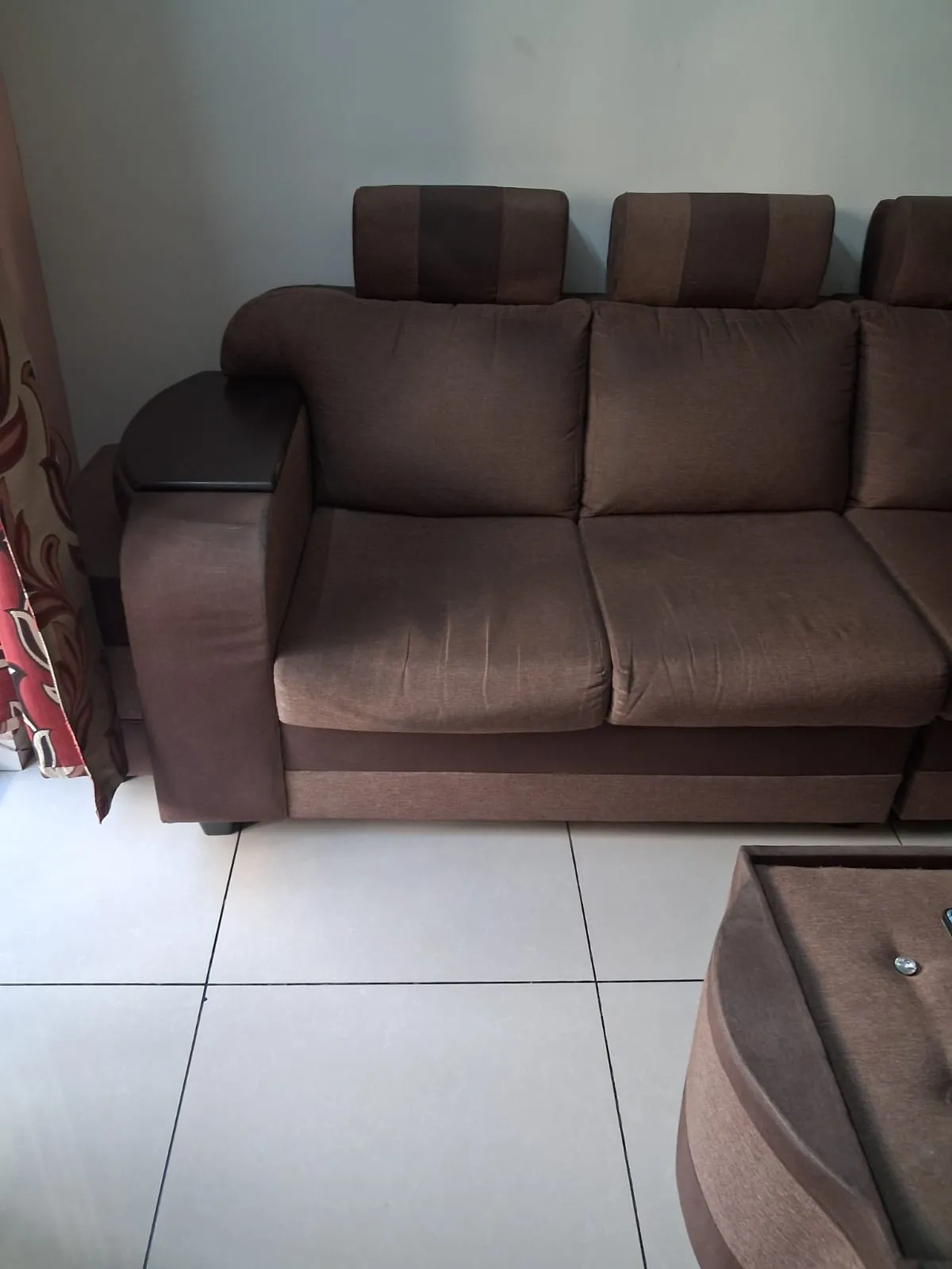 5 seater sofa with centre table - Thumbnail 2