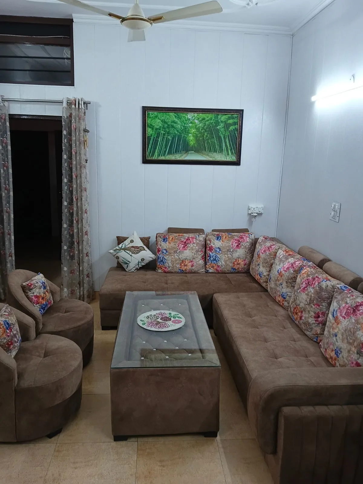 9 seater sofa set with Centre table - Thumbnail 2