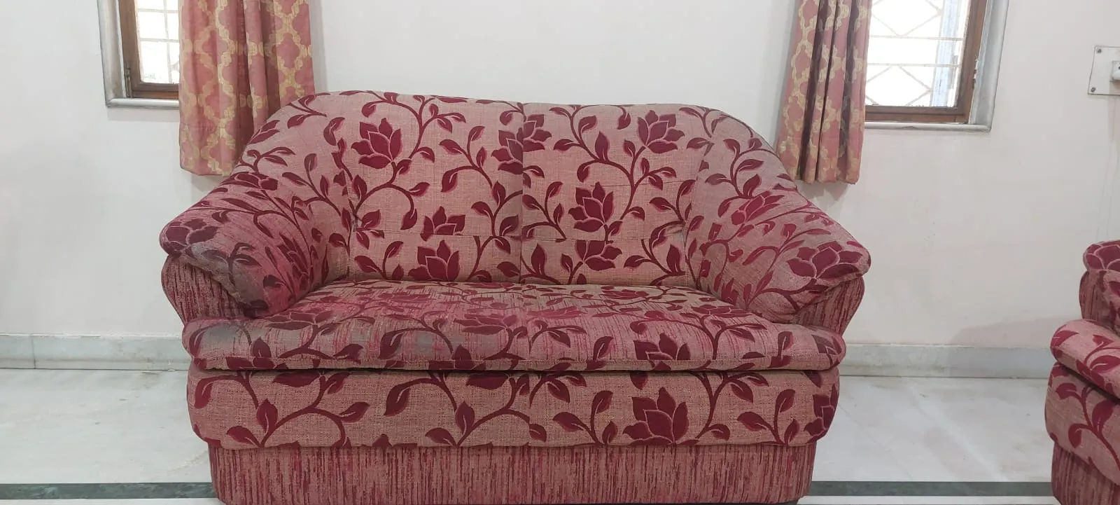 Sofa set - Thumbnail 2