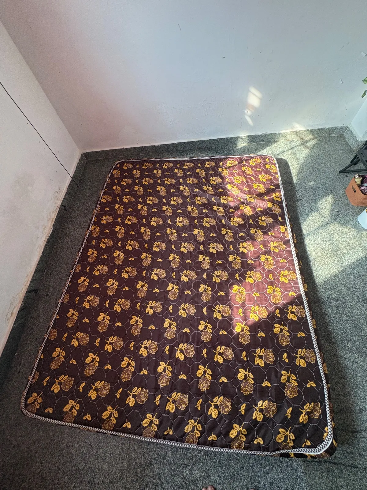 Bed mattress king size for sale in Banglore, Karnataka