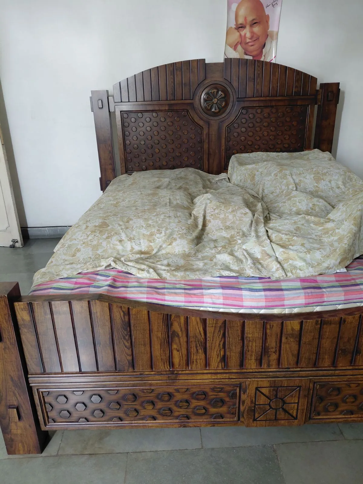 Maharaja king size luxury bed with mattress - Thumbnail 2