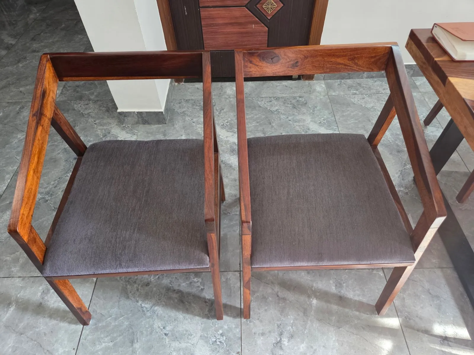 Dining Chair for sale in Chennai, Tamil Nadu